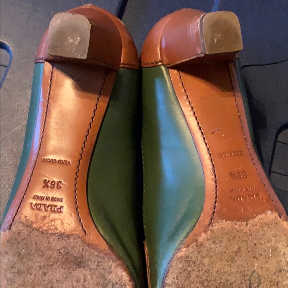Vintage Prada leather shoes - Picture 4 of 4
